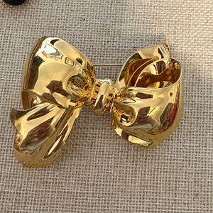 Monet Gold Bow Brooch